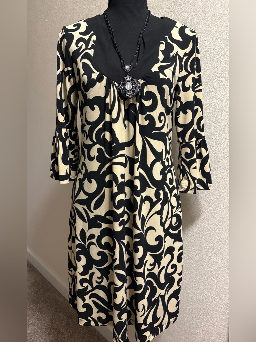 Enfocus Studio Black and Cream Floral Scroll Long Sleeve Dress